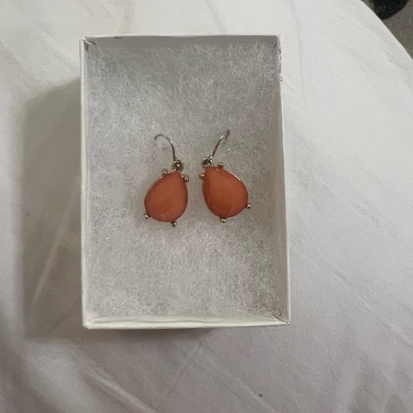 Kendra Scott Earrings - Picture 2 of 5